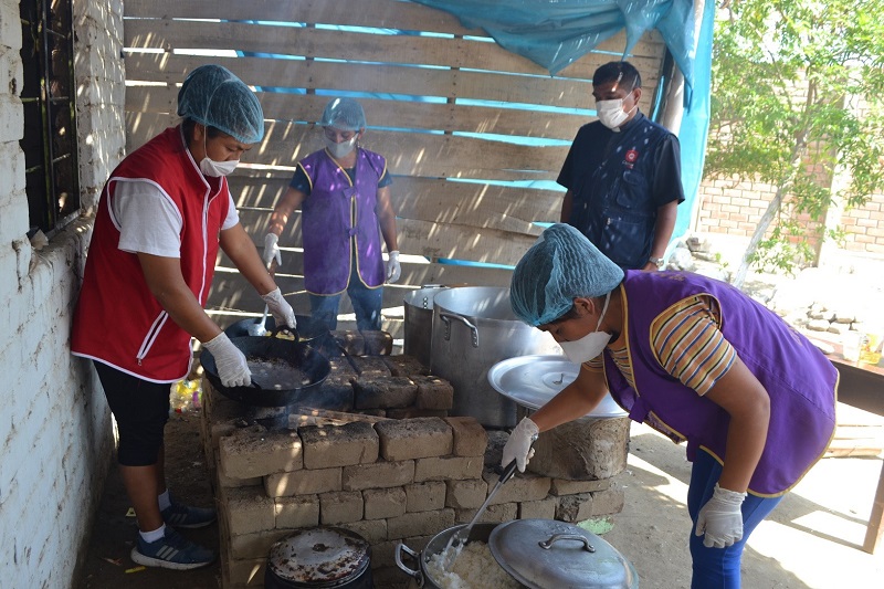 Colegio se convierte en el centro de operaciones de Cáritas Trujillo
