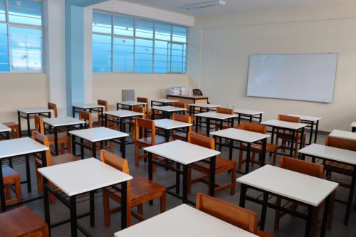  La Libertad: gerencia de Educación descarta reinicio mañana de clases semipresenciales
