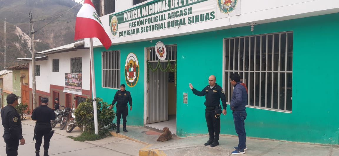 Pataz: continúa búsqueda de profesora desaparecida en accidente