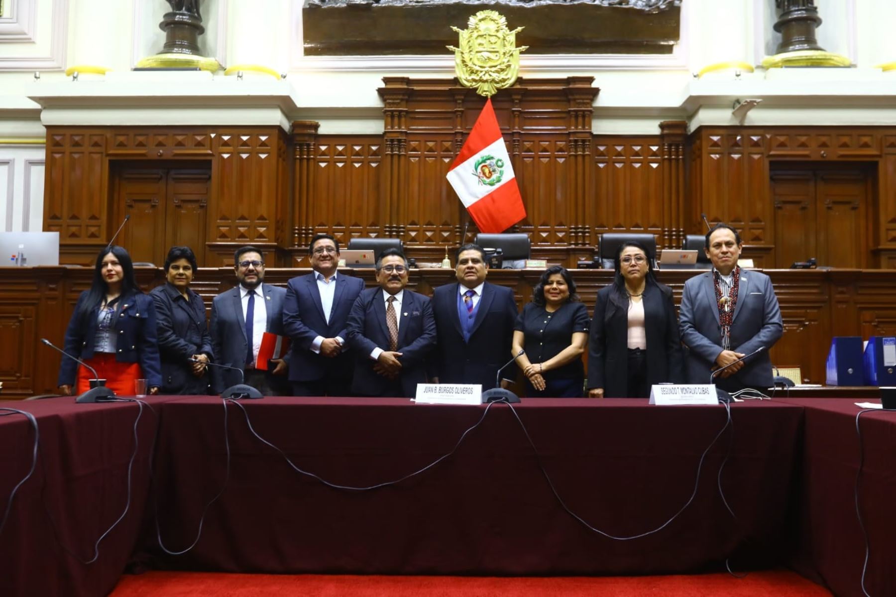 Comisión de Fiscalización pedirá facultades para investigar caso Vladimir Cerrón