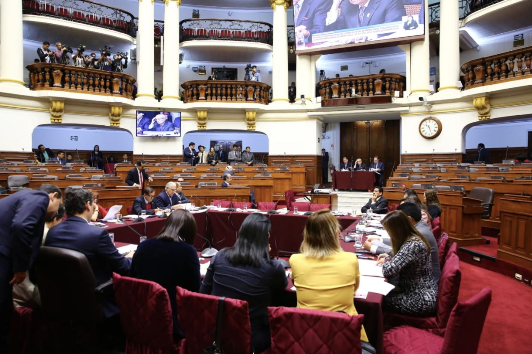 Comisión Permanente rechazó destituir e inhabilitar por 10 años a Pedro Chávarry