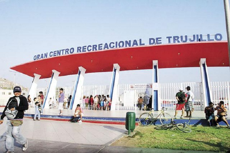 Centro La Rinconada “hace agua” a pesar de los S/. 16 millones de inversión