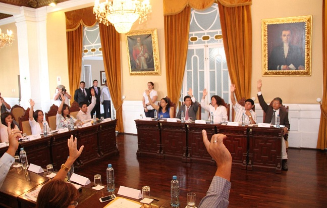 Regidores oficialistas de la  MPT divididos respecto a situación de Sedalib