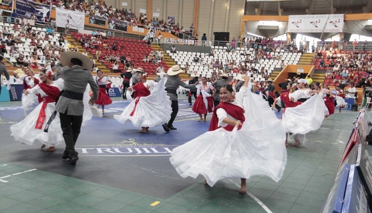 Mil 400 parejas participarán este año en el 55° Concurso Nacional de Marinera
