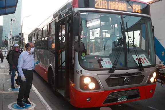 Conducir un vehículo sin SOAT equivale a multa de S/. 516 y retención de la unidad
