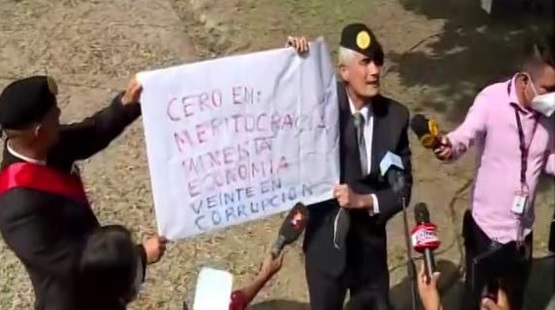 Excomandos piden renuncia de Castillo: “Es un títere de Cerrón y el foro de Sao Paulo”