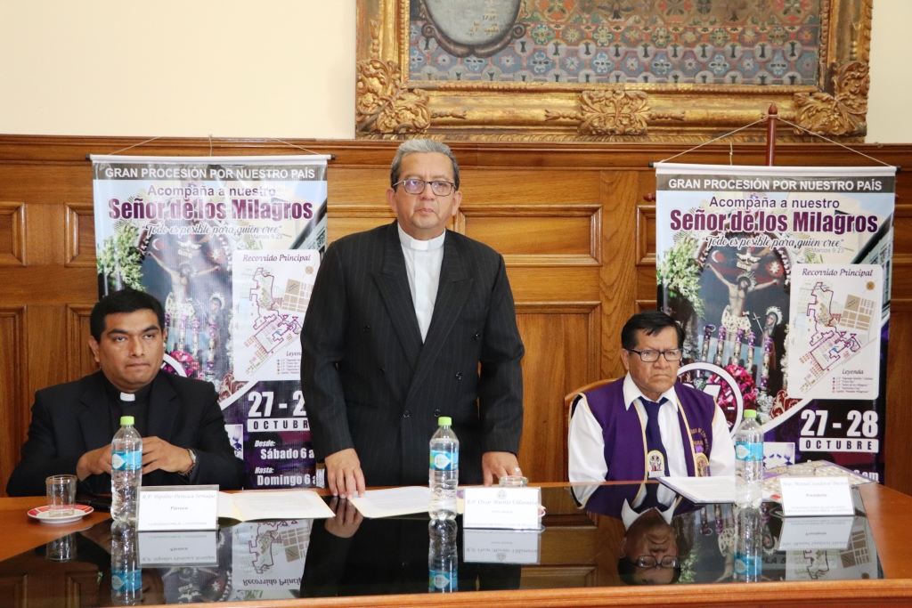 Preparan procesión de 24 horas con el Señor de los Milagros en La Esperanza