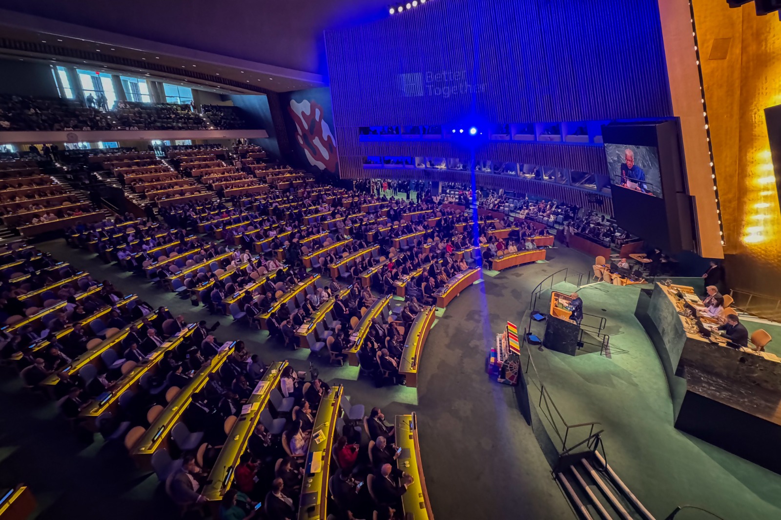 Dina Boluarte: “Perú mantiene su estabilidad macroeconómica y ofrece seguridad jurídica”  