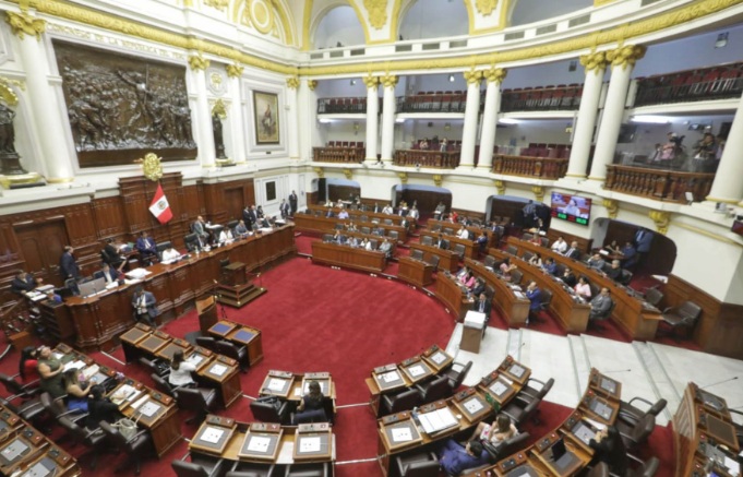 Congreso niega viaje a presidenta Boluarte para asistir al funeral del papa Francisco