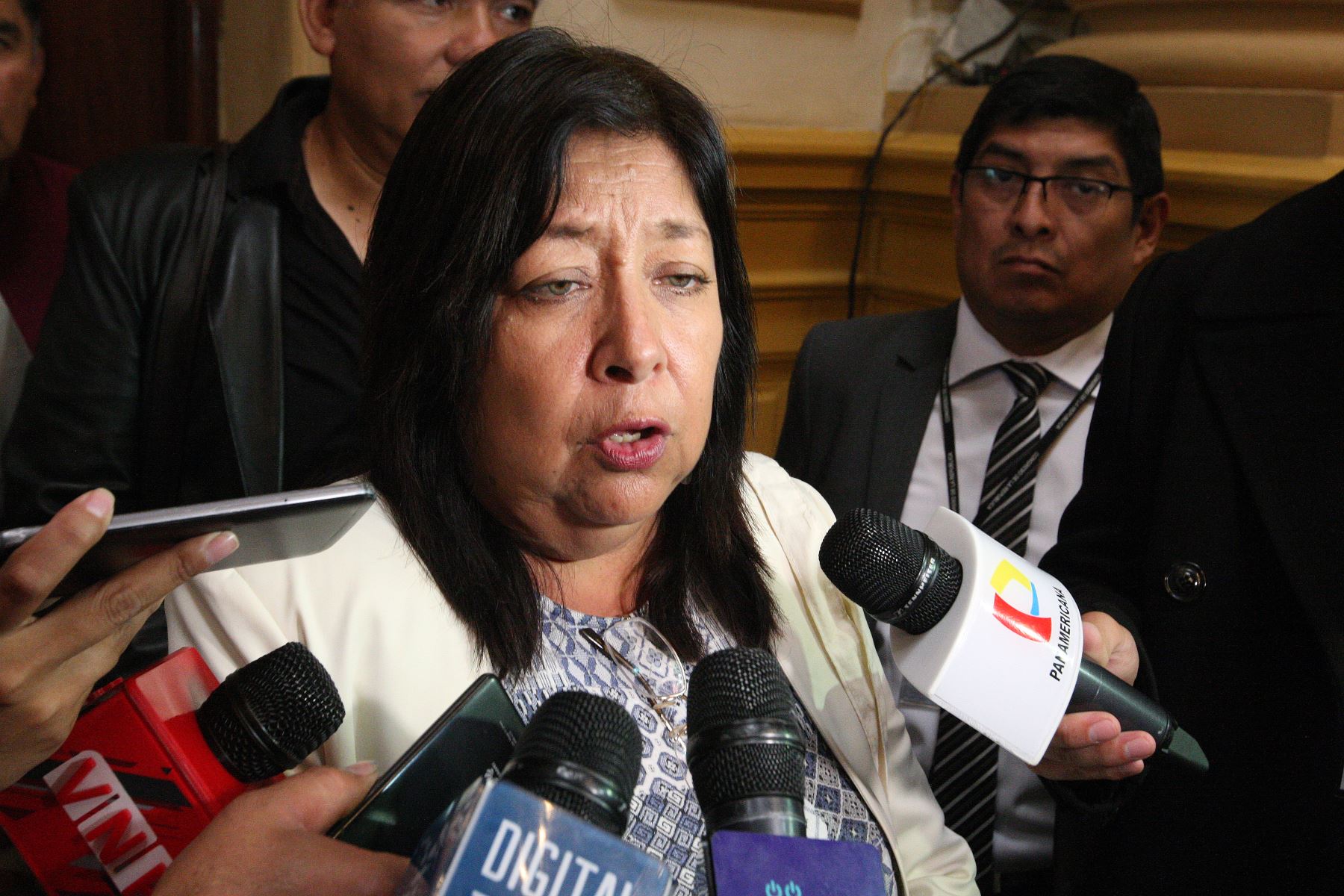 Congresista María Elena Foronda presenta nueva denuncia constitucional contra Becerril