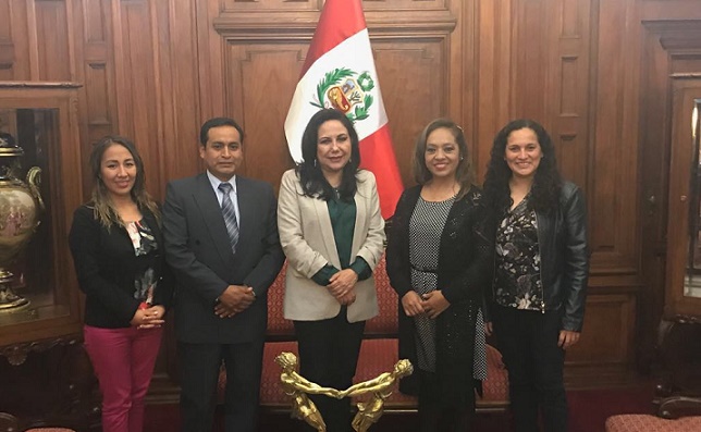  La Libertad: congresista Montenegro se compromete a impulsar proyectos productivos