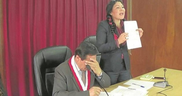 Áncash: nuevas evidencias demuestran que congresista Yesenia Ponce mintió en su hoja de vida