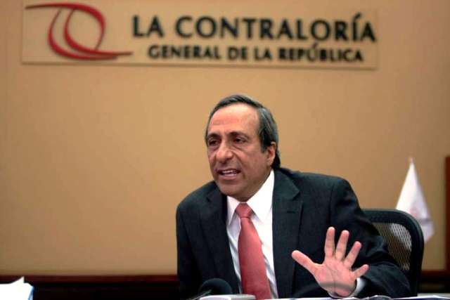 Contralor de la República advierte: “La corrupción en el país está cercada”