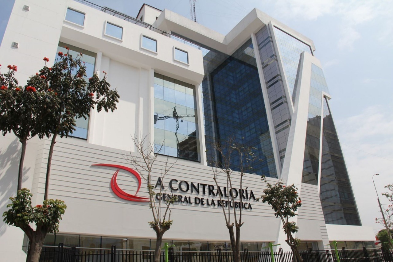 Contraloría se prepara a reclutar nuevos profesionales para su programa de formación