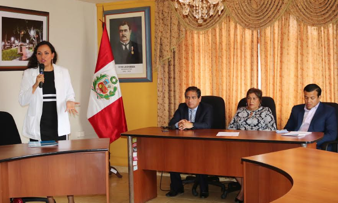 Municipalidad de Víctor Larco firma importante convenio con Essalud