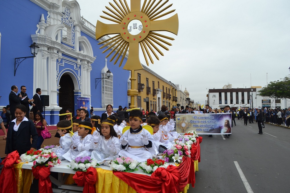 Trujillo: inició la Semana Eucarística con “Marcha Motivadora”