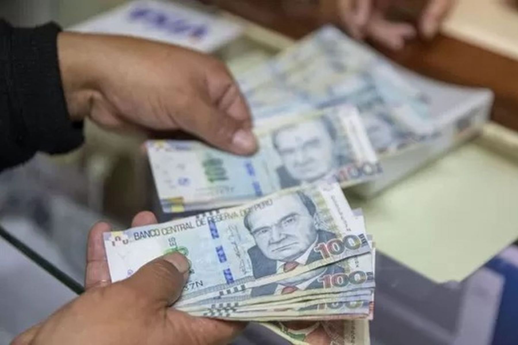 CTS: Cerca de 6 millones de trabajadores podrán retirar el 100% de sus depósitos