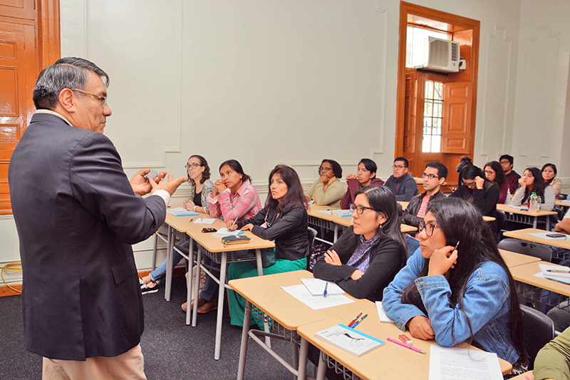 Taller “La redacción no se improvisa” en Trujillo