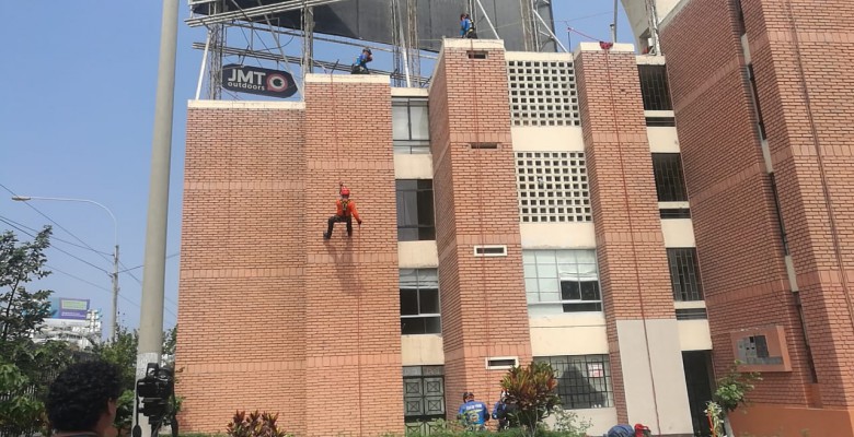  Municipalidad de Trujillo  realizó curso de rescate en zonas de difícil acceso