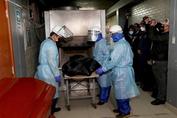 Mininter confirma que restos de cabecilla terrorista Abimael Guzmán fueron cremados esta madrugada