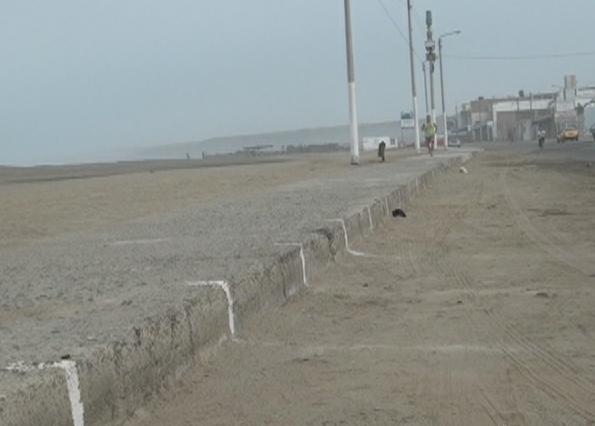 Huanchaco: dueños de restaurantes protestan por cobros de parqueo
