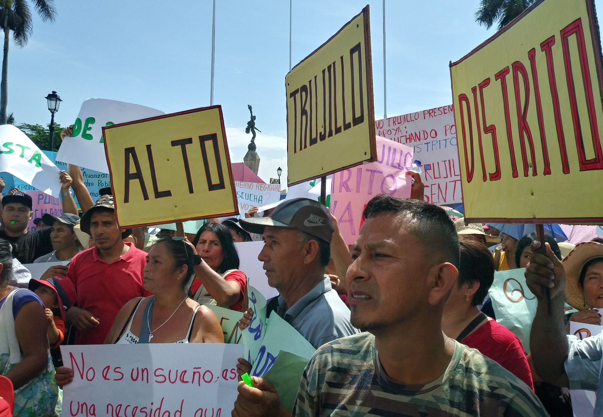 Alto Trujillo: Más de 80 000 personas siguen esperando que centro poblado sea distrito