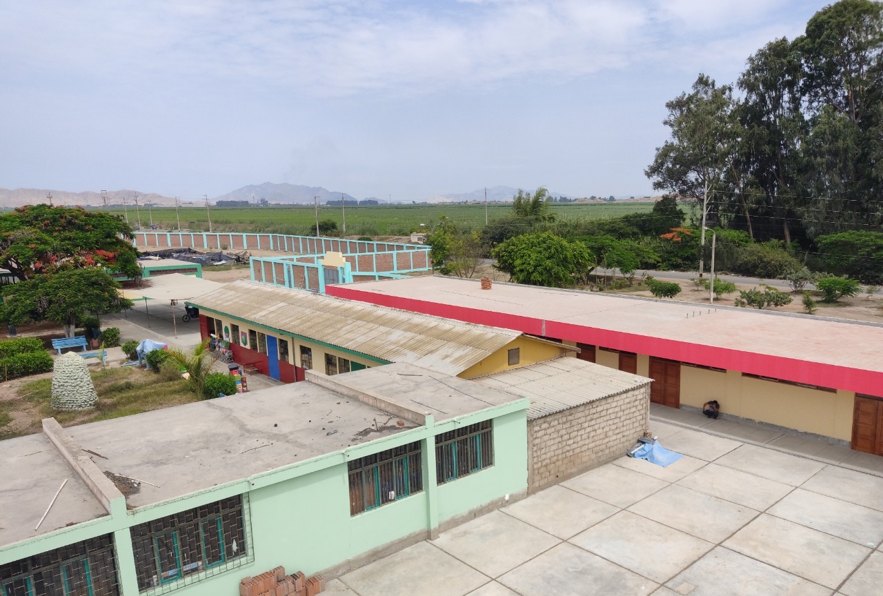 Contraloría advierte irregularidades en obra de colegio en Ascope