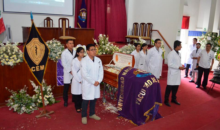 Trujillo: dan último adiós a médico serumista que murió en volcadura de ambulancia