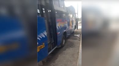 Delincuentes rocían gasolina contra un bus de la empresa Expreso Salaverry