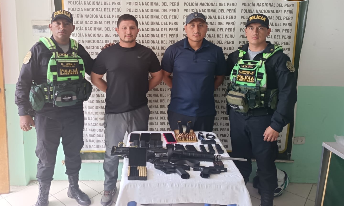 La Libertad: PNP desarticula red criminal os Limeños” con armamento de fuego y municiones en Panamericana 