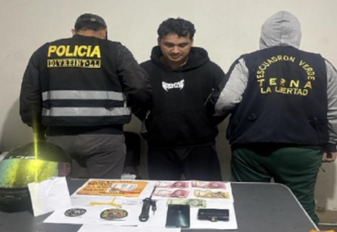 La Libertad: cae sujeto cuando recibía encomienda con stickers de bandas criminales       