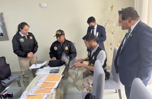 Fiscalía y PNP detienen a tres generales vinculados a presuntos sobornos por ascensos