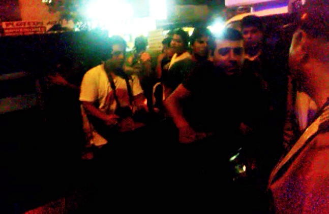 Desalojan a DJs ambulantes que formaron escándalos en la vía pública