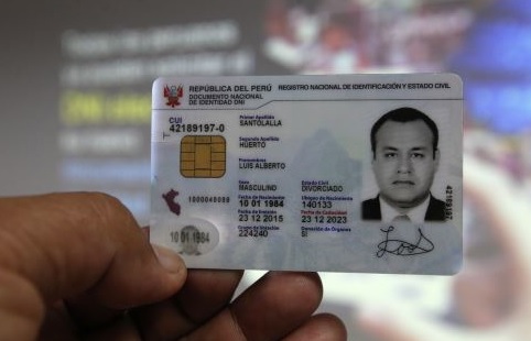 Reniec pide que se respete la vigencia de DNI caduco para todo tipo de trámite