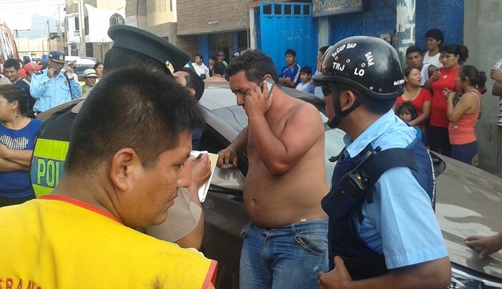 Dos sujetos ebrios atropellaron con su auto a tres miembros de una familia  