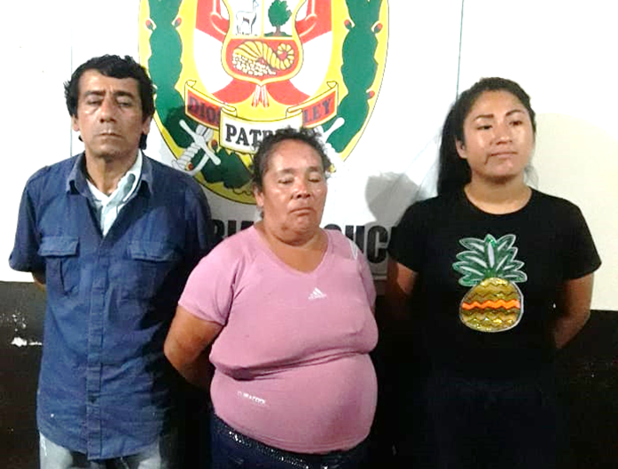 Dos mujeres y un hombre integraban banda de ladrones en urb. Chicago