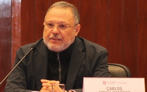 Carlos Mesía, expresidente del TC, se postula al Senado en defensa de la Constitución