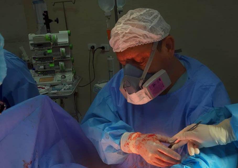 Especialistas de Iren Norte extirpan tumor gigante en el ovario de una mujer