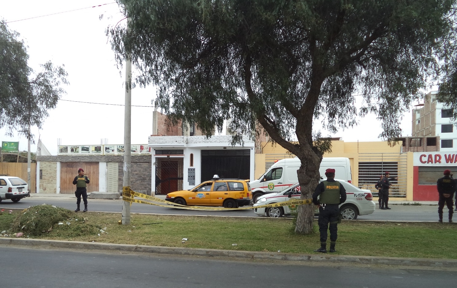 Hallan granada en berma central de avenida Juan Pablo