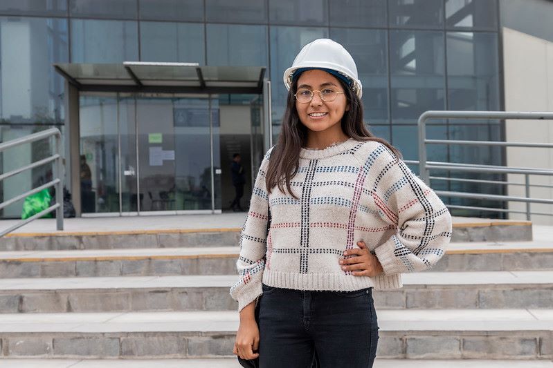 Cómo acceder a una maestría en Países Bajos en Estudios aeroespaciales o Biotecnología