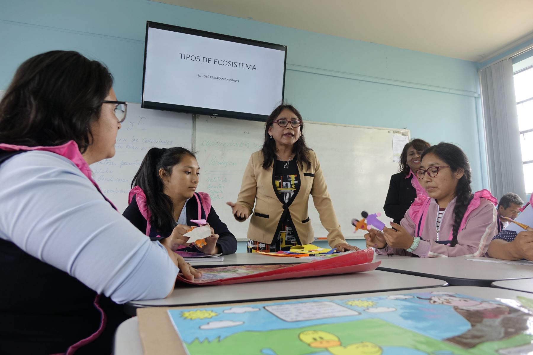 Transfieren S/ 2.3 millones para mejorar ingresos de docentes en educación superior