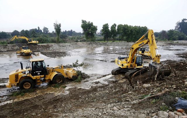 Para prevenir desastres por El Niño Minedu implementa medidas en 14 regiones del país