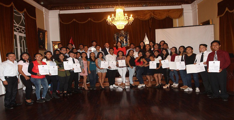 La Municipalidad de Trujillo reconoce a integrantes de Elencos Artísticos Juveniles