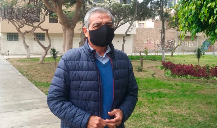 Elidio Espinoza sobre crisis: "Nuestro país no merecen que la autoridades estén dispersas"