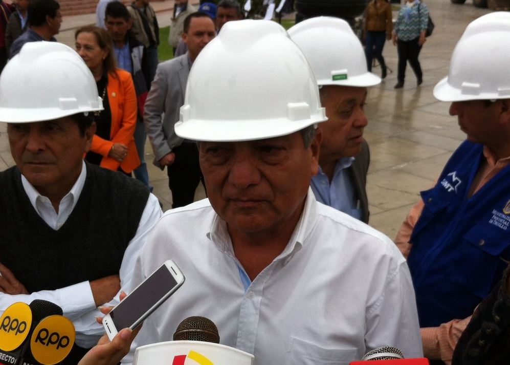 Trujillo: el viernes llegaría dinero para rehabilitar pistas arruinadas por Niño costero