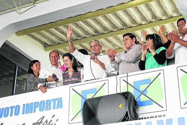 Elidio Espinoza no teme desaparición de movimientos políticos 