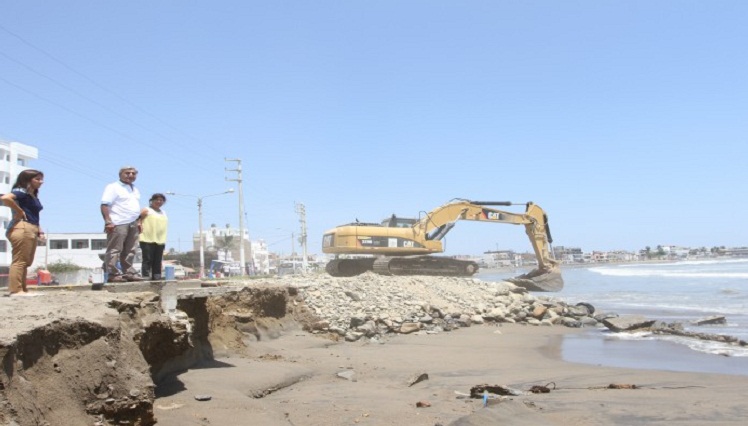 Elidio Espinoza pide que se declare en emergencia el litoral trujillano