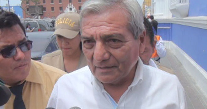Alcalde de Trujillo afirma que no teme amenazas de trabajadores del Segat