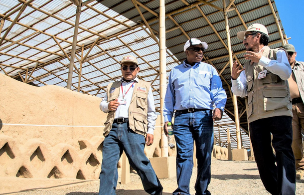 Embajador de EE.UU. califica de “joya del mundo” a complejo arqueológico Chan Chan