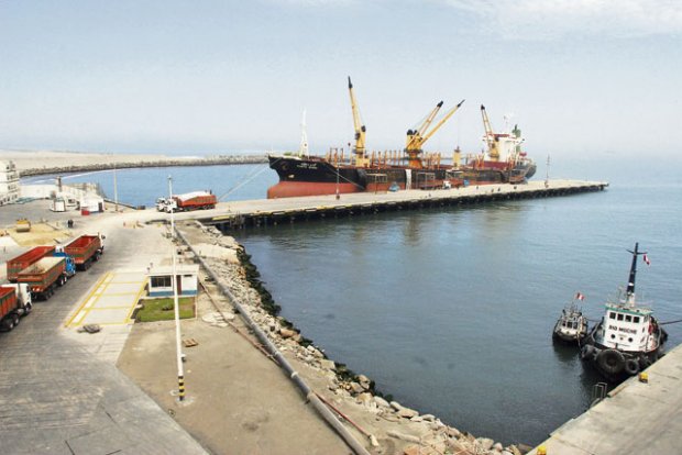 La Libertad: oleajes anómalos en la costa peruana impiden abrir 13 puertos y caletas